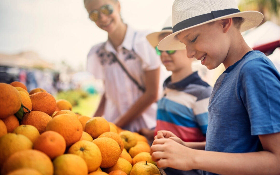 Children at farmers market